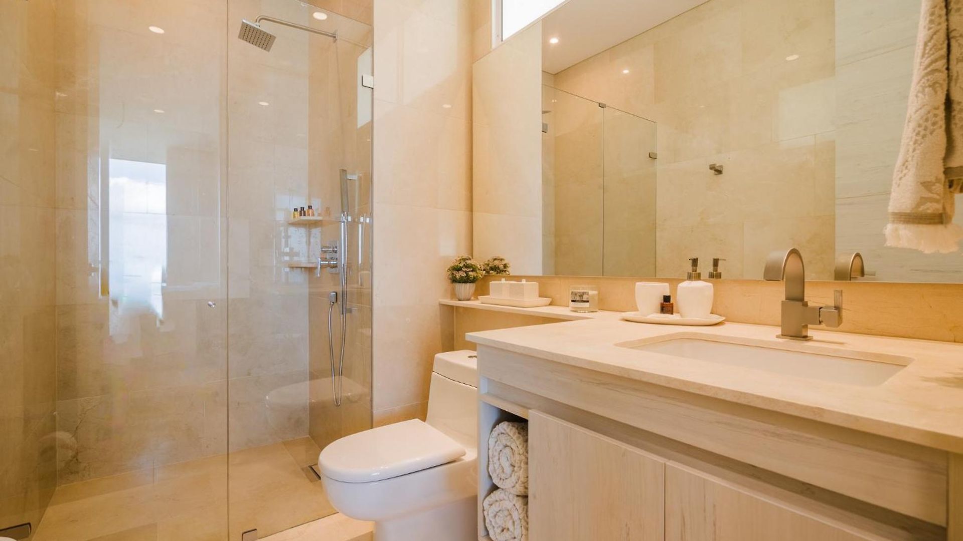 Modern With 2 Bedroom Bbq And Views Apartamento
