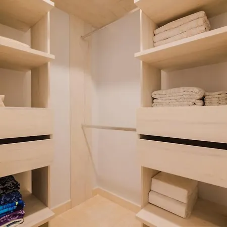 Apartamento Modern With 2 Bedroom Bbq And Views
