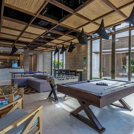 Modern With 2 Bedroom Bbq And Views